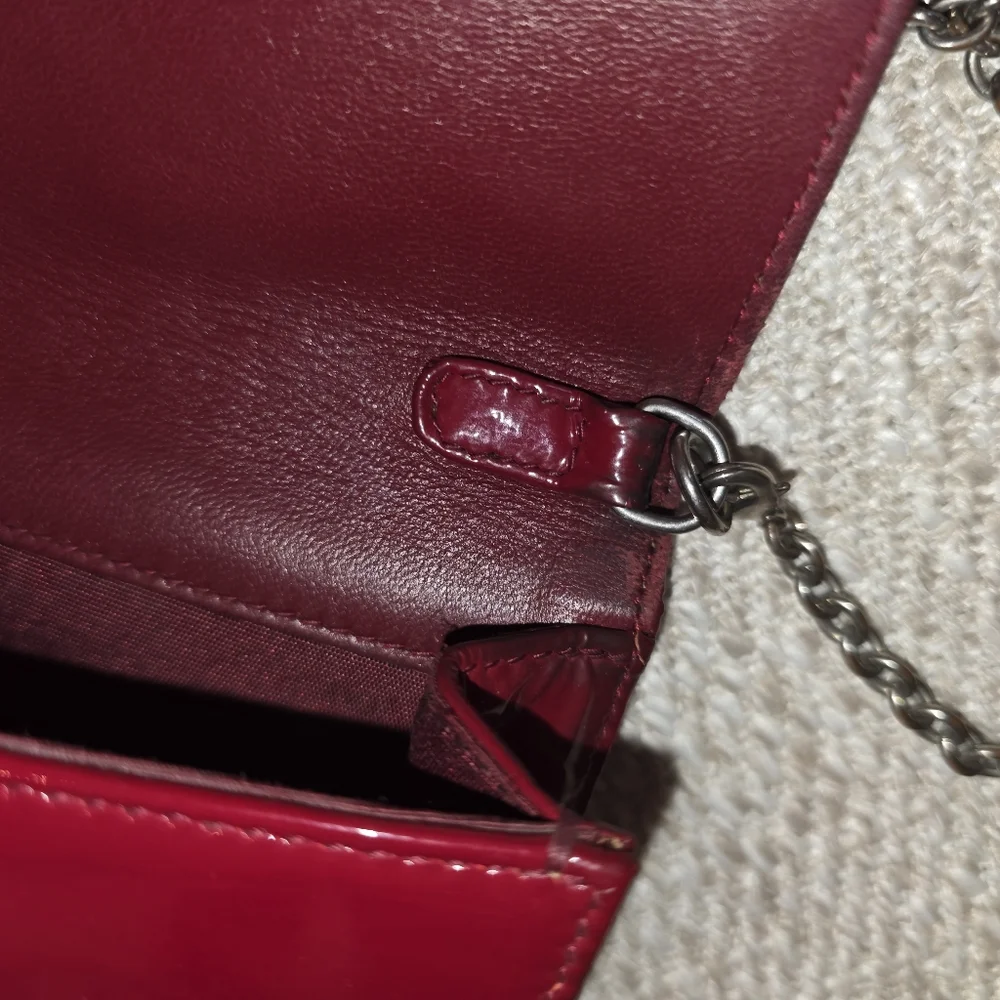 Pre-owned Authenic DIOR Red Patent Cannage Lady Dior Convertible Clutch - Picture 14 of 14